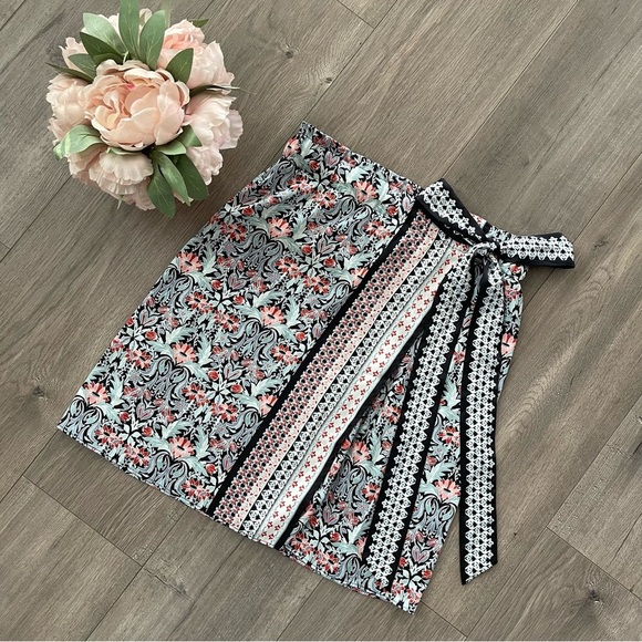 LOFT Venetian Floral Tie Bow Wrap Skirt - Picture 1 of 5